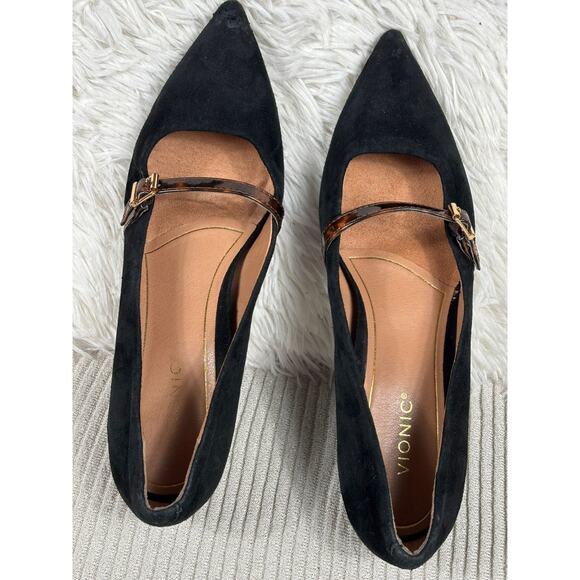 Vionic Minnie Tortoise Kitten Heel Size 8.5 Black Suede Shoe Strap Casual Office - Picture 1 of 10